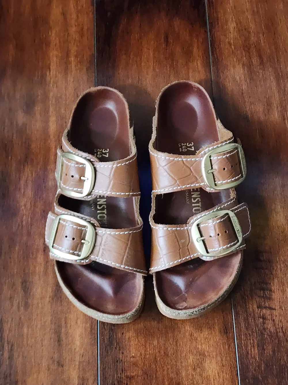 Birkenstock Arizona Croc Embossed Leather Sandals Brown Big Buckle EU 37 US 6